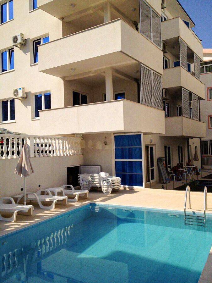 Maison d’hôte pour 2 personnes, avec piscine ainsi que balcon et jardin