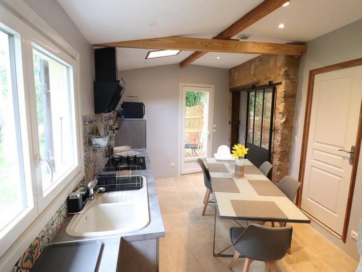 Location de vacances pour 3 personnes, avec jardin à Saint-Étienne-de-Maurs - 4