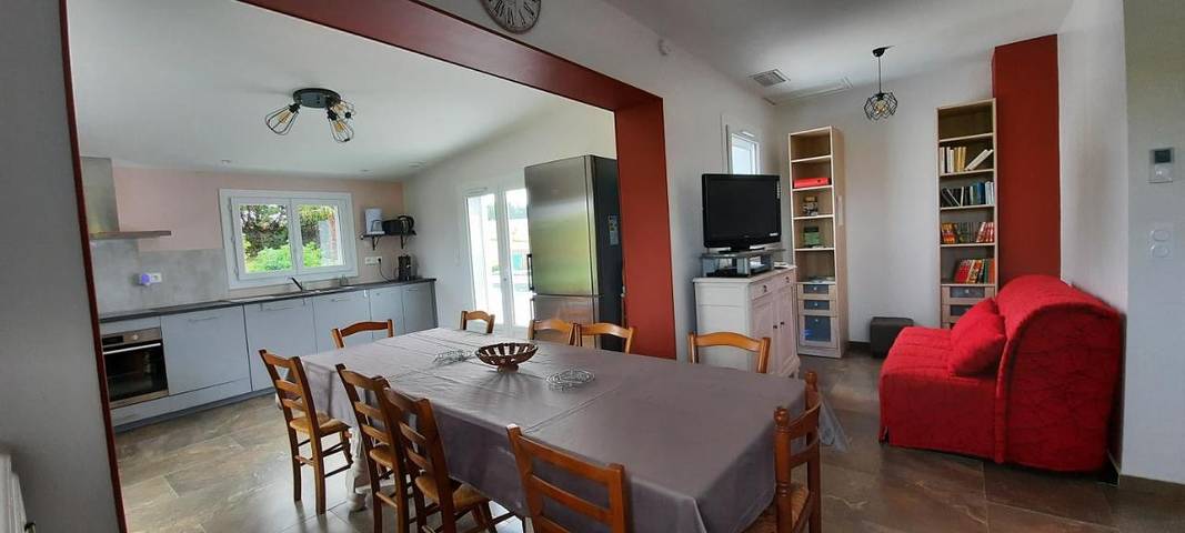 Location de vacances pour 10 personnes, avec jacuzzi et piscine ainsi que sauna et balcon à Saint-Amans-du-Pech - 2