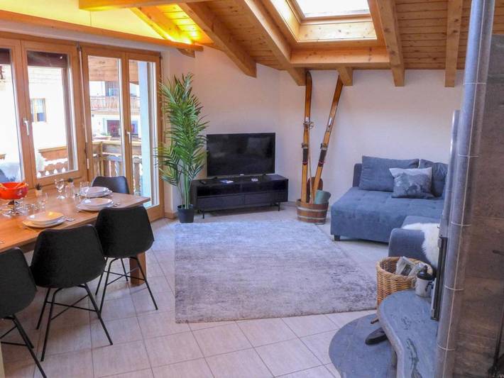 Ferienwohnung für 6 Personen, mit Balkon in Täsch