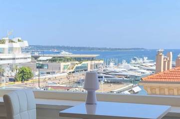 Gîte pour 2 personnes, avec balcon dans Cinema Les Arcades Ales