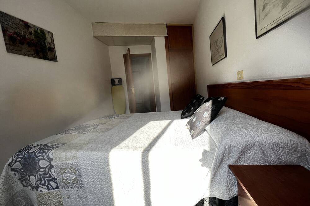 Entire apartment, Lightbooking Lola Beach playa de Arguineguin in Arguineguin, Mogán