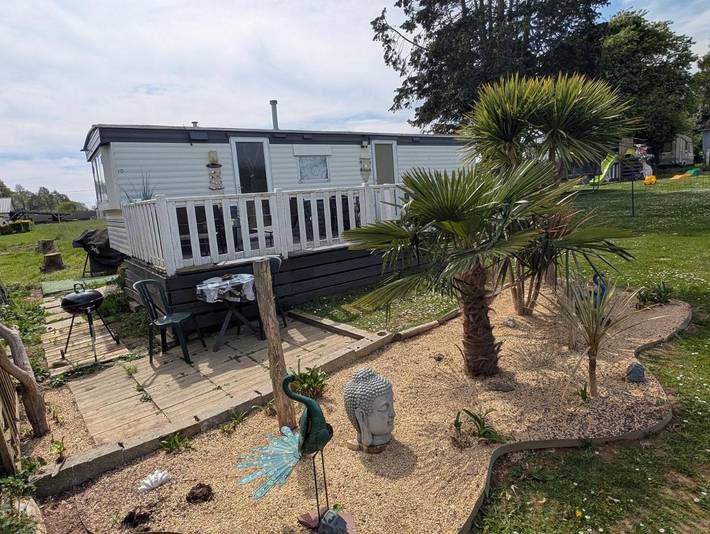 Location de vacances pour 4 personnes, avec jardin ainsi que vue et terrasse à Les Loges