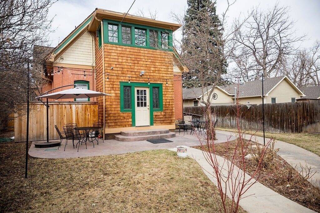 Ganze Wohnung, Viktorianischer Charme in der Altstadt Fort Collins - Restaurants, Brauereien, New West Fest! in Fort Collins, Larimer County