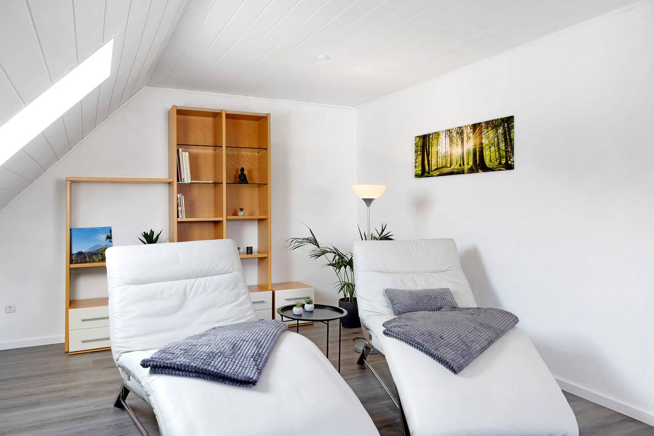 Ganze Wohnung, Ferienwohnung 'En Verde' mit privatem Garten, Balkon und Wi-Fi in Felsberg, Schwalm-Eder-Kreis