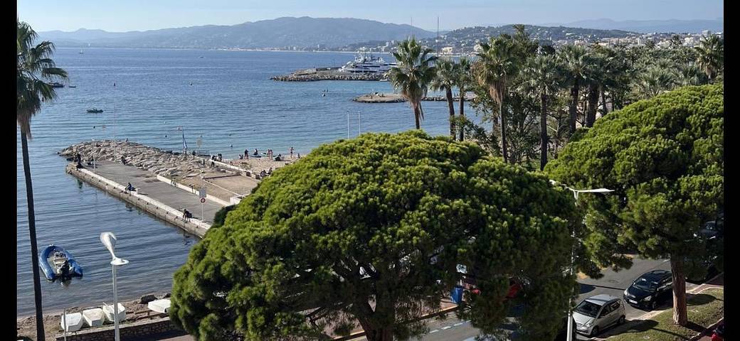 Gîte pour 2 personnes, avec vue et balcon dans Plage du Palm Beach - 3