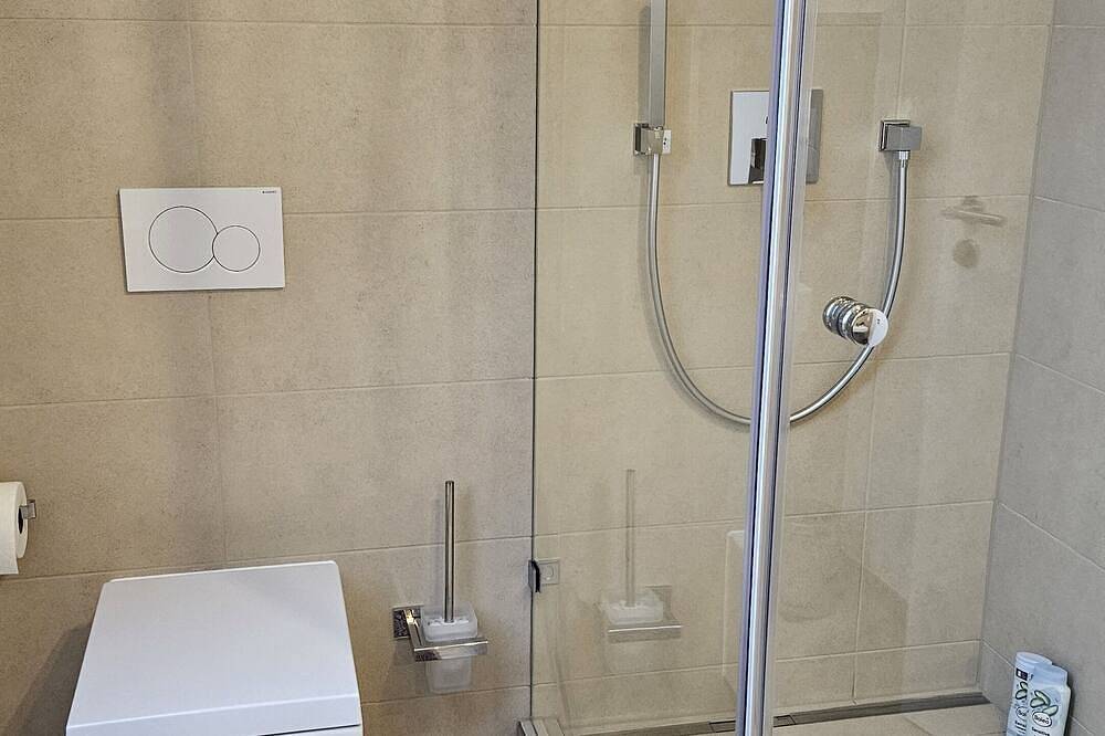 Ganze Wohnung, Ferienwohnung Two Bamberg - modern in ruhiger Lage in Hallstadt, Fränkisches Weinland