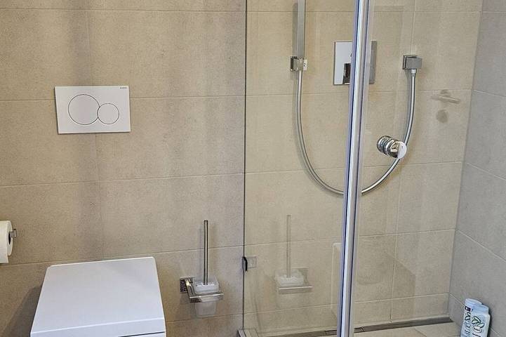 Ganze Wohnung, Ferienwohnung Two Bamberg - modern in ruhiger Lage in Hallstadt, Fränkisches Weinland