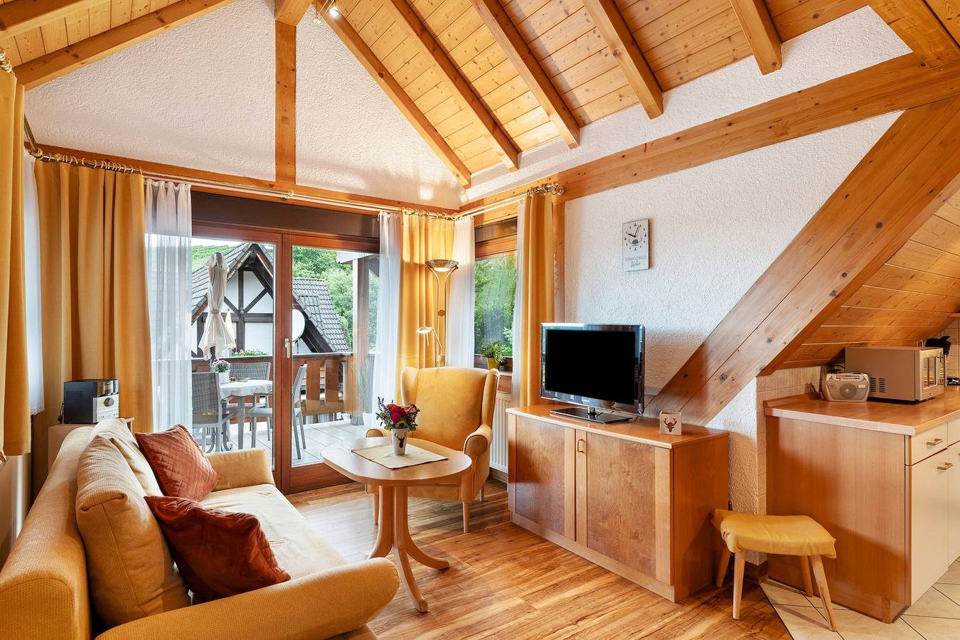 Ganze Wohnung, Ferienwohnung 'Schwarzwaldliebe' mit privatem Balkon, Gemeinschaftsterrasse und Wi-Fi in Sasbachwalden, Mittlerer Schwarzwald