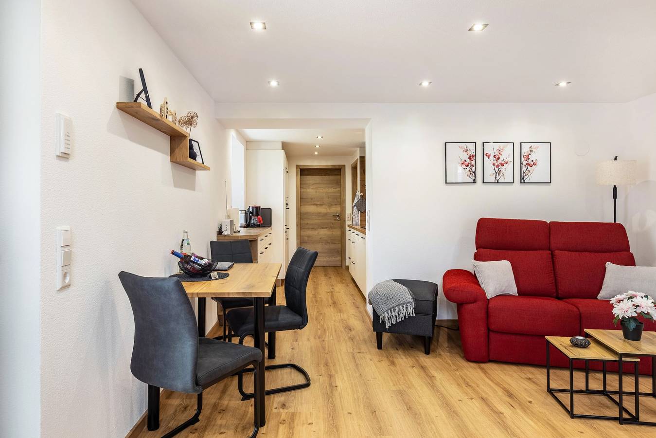 Ganze Wohnung, Ferienwohnung 'Thoma' mit privater Terrasse, privatem Garten und Wi-Fi in Wutach, Südschwarzwald