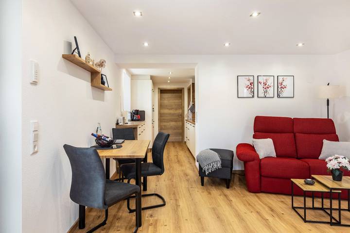 Hel lejlighed, Apartment 'Thoma' with Private Terrace, Private Garden and Wi-Fi in Wutach, Syd-Sorteskoven