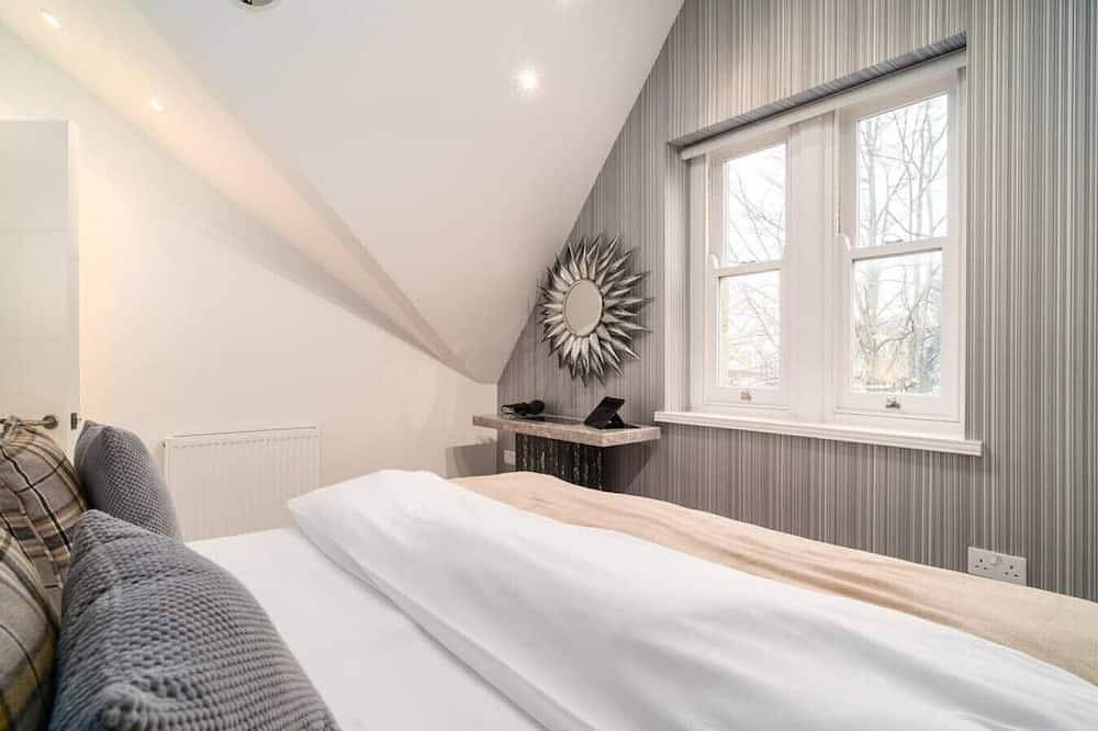 Apartamento entero, The Loft | Trendy Top Floor 1 Bed | Oakfield Apts in Cardiff, Cardiff region