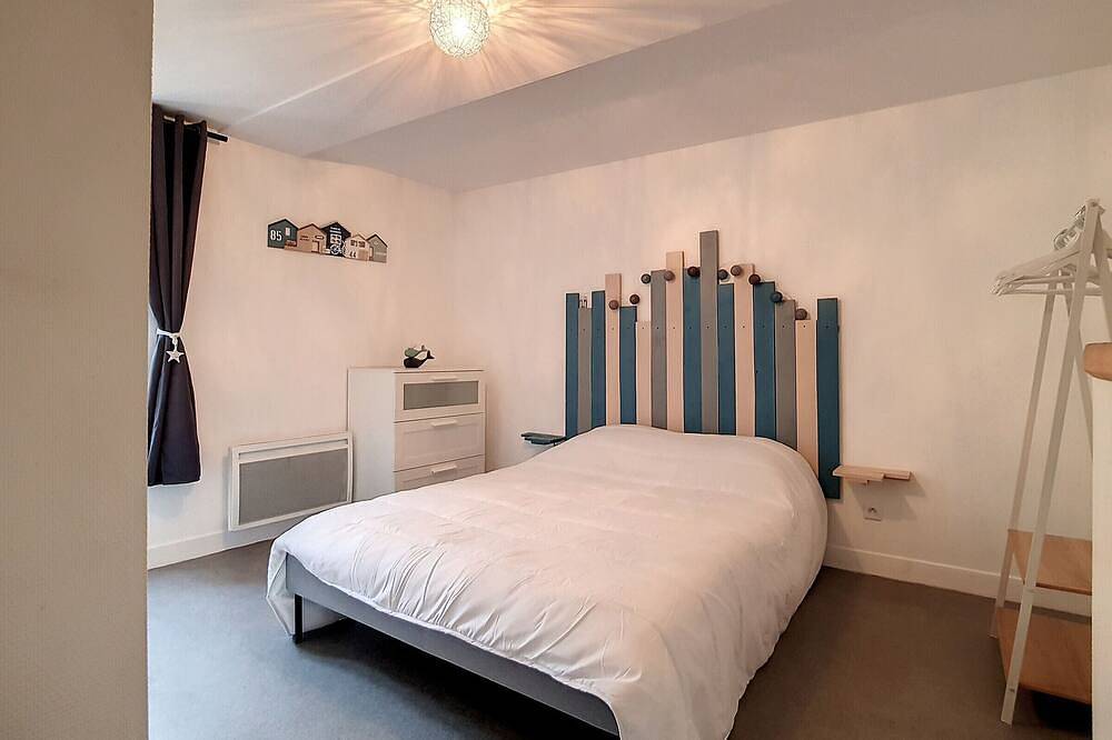 Ganze Wohnung, T2 Stadtzentrum Luc-sur-Mer, 30m zum Strand, Wifi, 4 Pers in Luc-sur-Mer, Caen und Umgebung