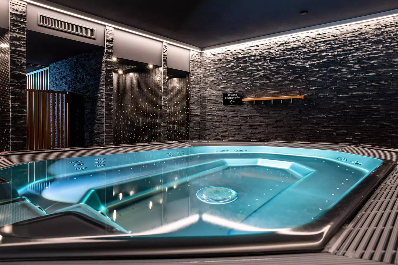 Estudio entero, Estudio 2 personas in Chalais (Suiza), Alpes del Valais