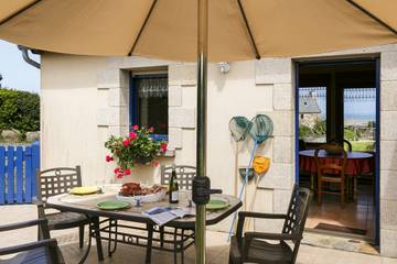 Maison De Vacances pour 4 Personnes dans Kerbors, Région de Lannion, Photo 1