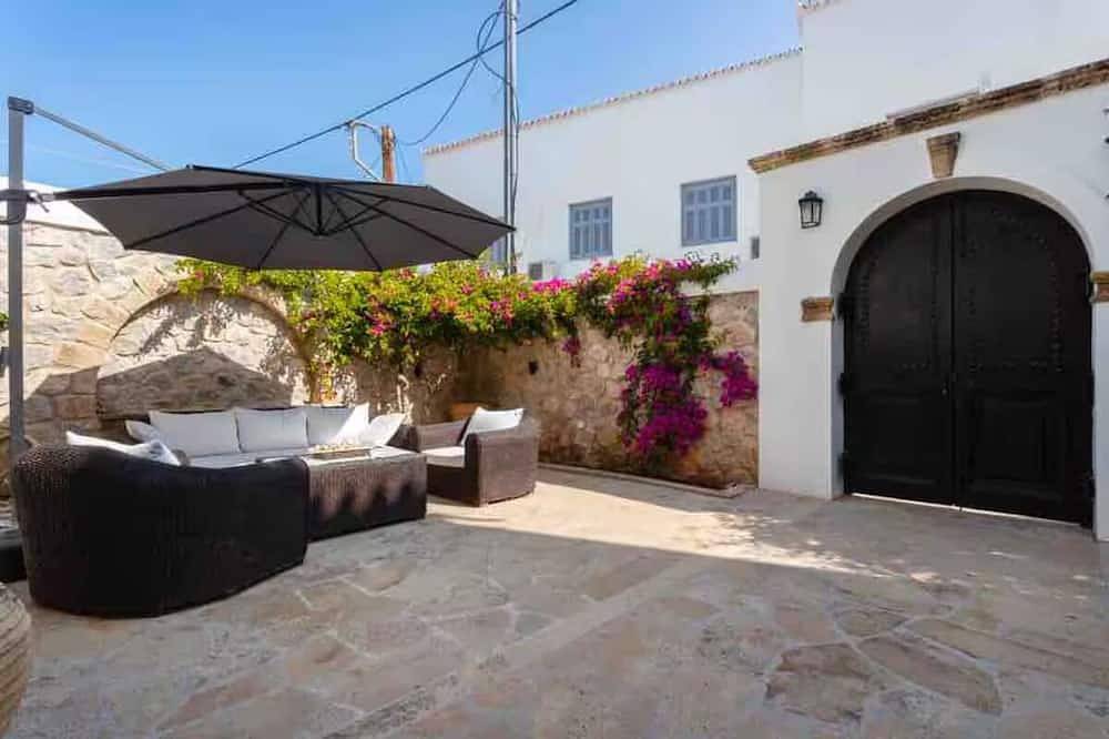 Luxury Villa Marnassa in Spetses City, Spetses