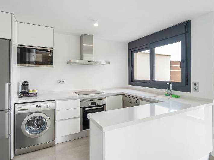 Casa rural para 6 personas, con piscina además de jardín y terraza en Orihuela - 4