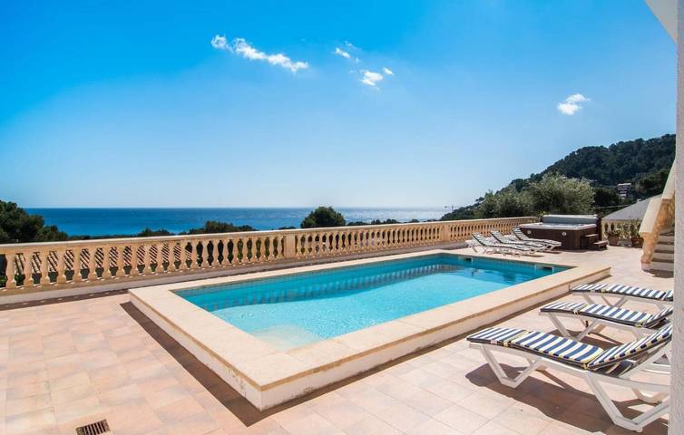 Villa für 6 Personen, mit Balkon in Capdepera