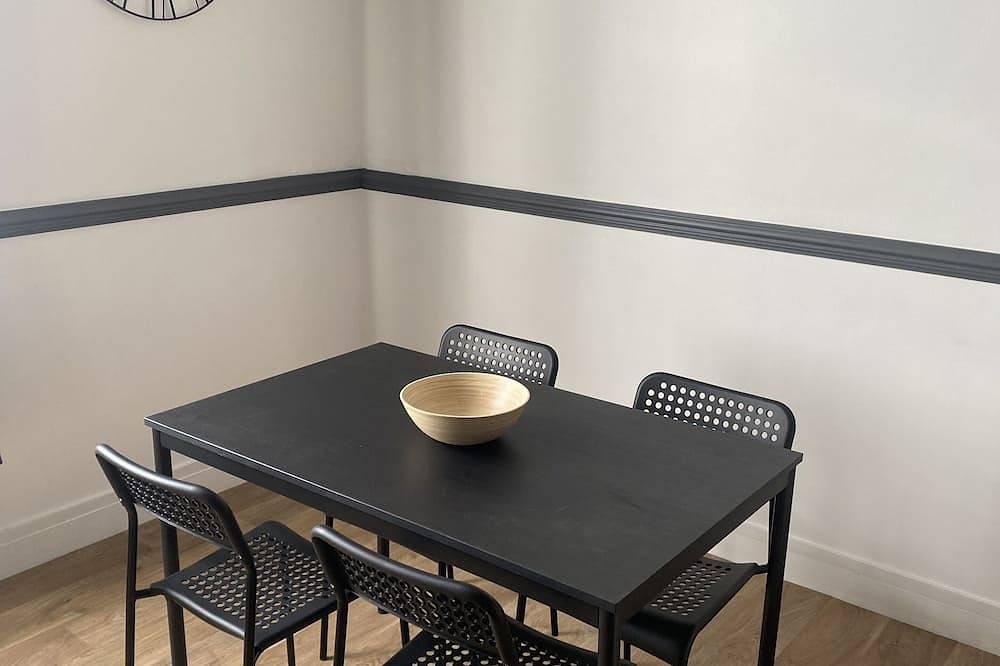 Appartement entier, Appartement centre ville 1 chambre, cuisine aménagée in Crépy-en-Valois, Oise