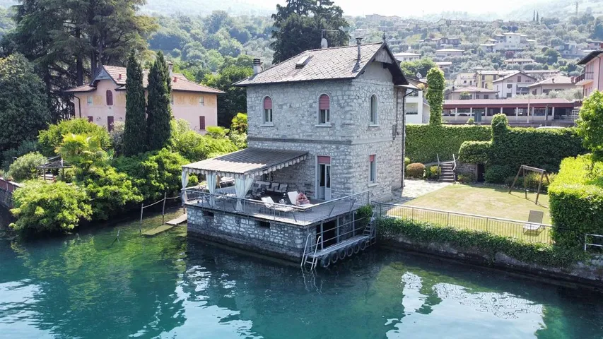 Villa per 7 persone, con giardino e panorama nonché vista lago - 1