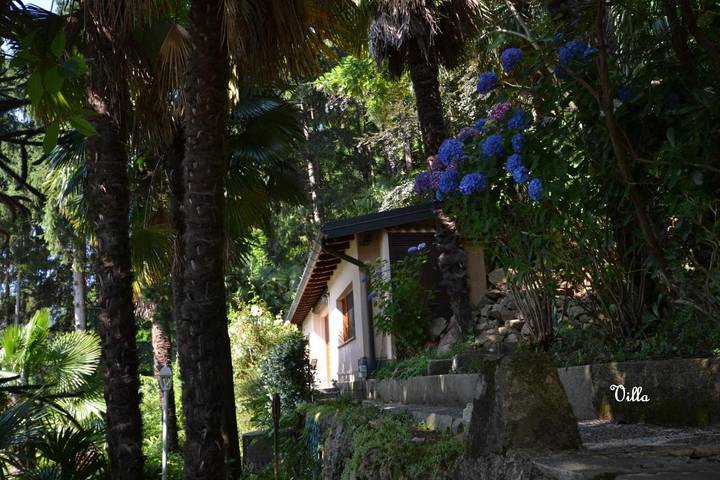 Villa für 9 Personen, mit Seeblick und Ausblick sowie Garten, mit Haustier in der Schweiz - 3