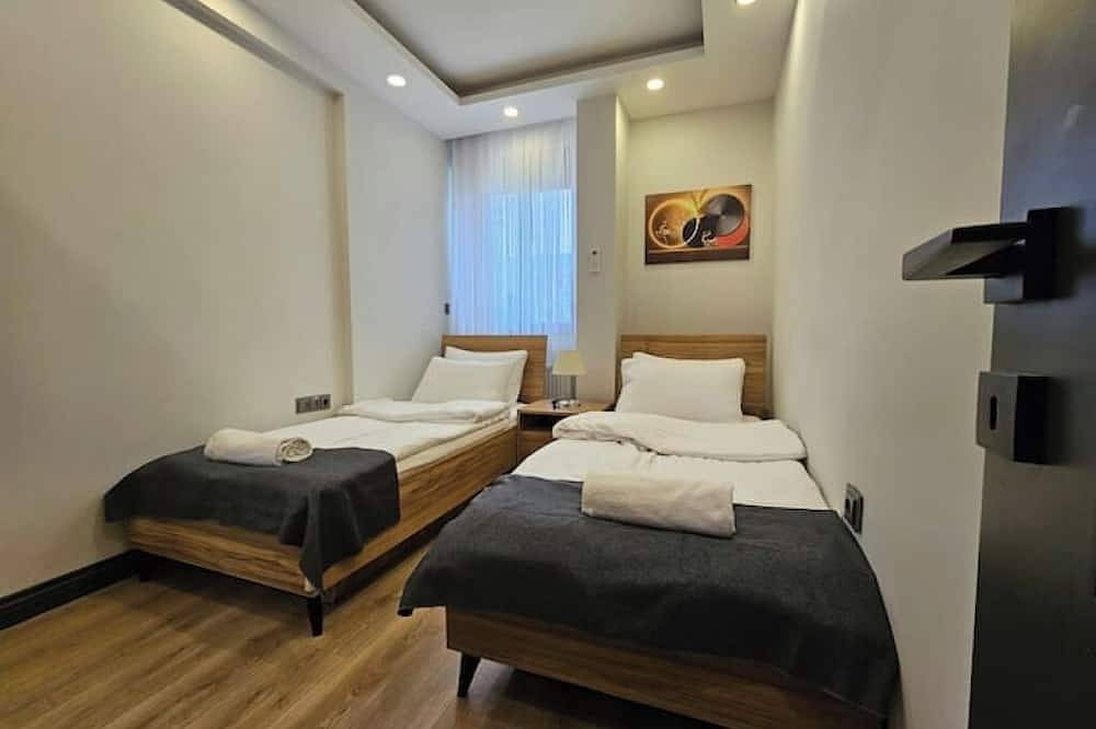 New Flat&Large Living Space(2-1) Near Lara Beach in Antalya, Antalya Province