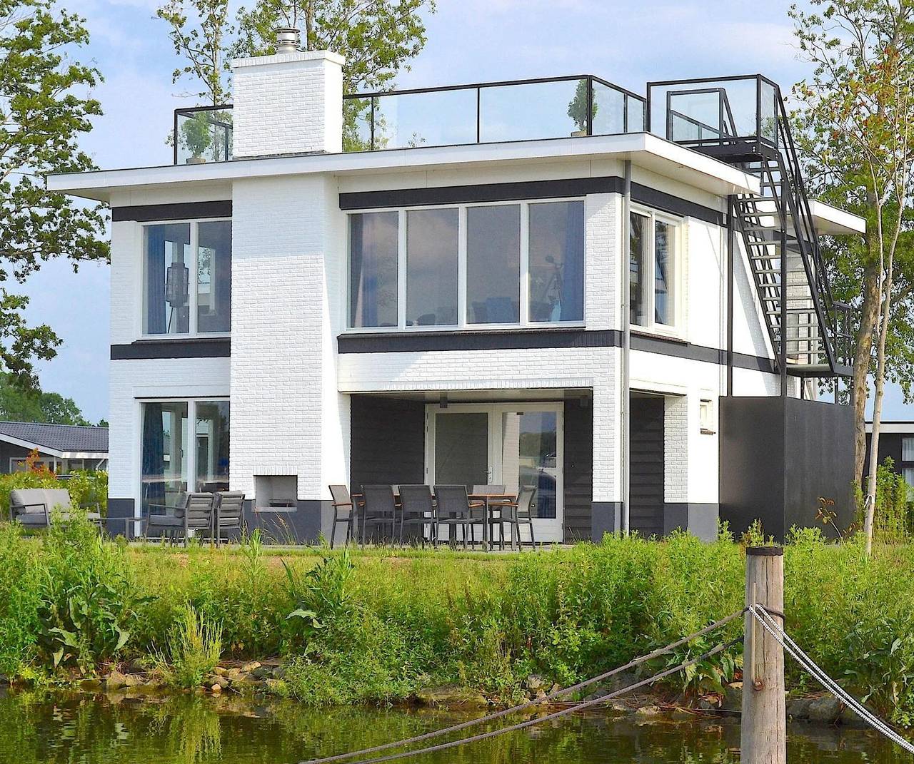 Europarcs Bad Hulckesteijn — Villa Meerzicht 8 in Nijkerk, Gelderland