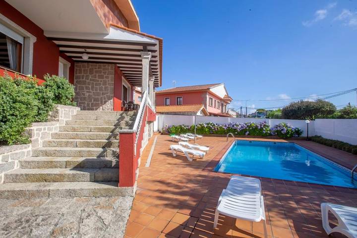 Casa rural para 13 personas, con vistas y piscina además de jardín y terraza en Sanxenxo - 3