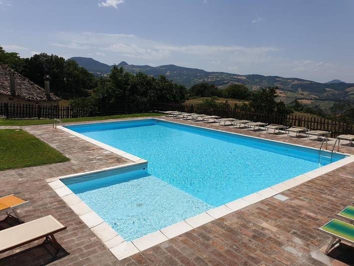 Chambre d’hôtes pour 4 personnes, avec Jardin et Piscine dans Gesso