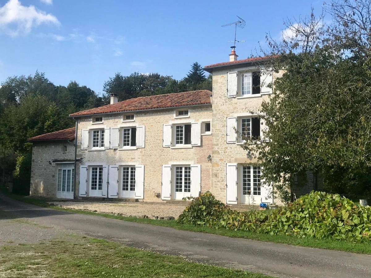 Moulin sous la Vergne in Nanteuil-en-Vallée, Charente