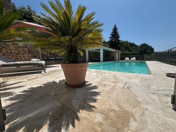 Gîte pour 2 personnes, avec piscine à Tresques - 2