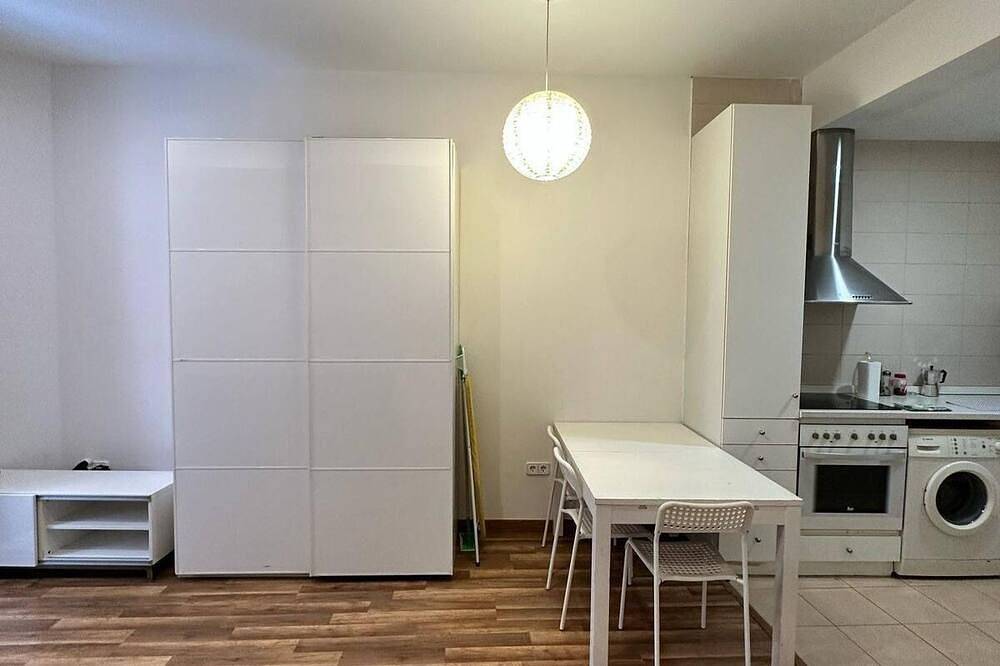 Entire apartment, La rambla guesthouse 1-3 in Barcelona Centre, Barcelona