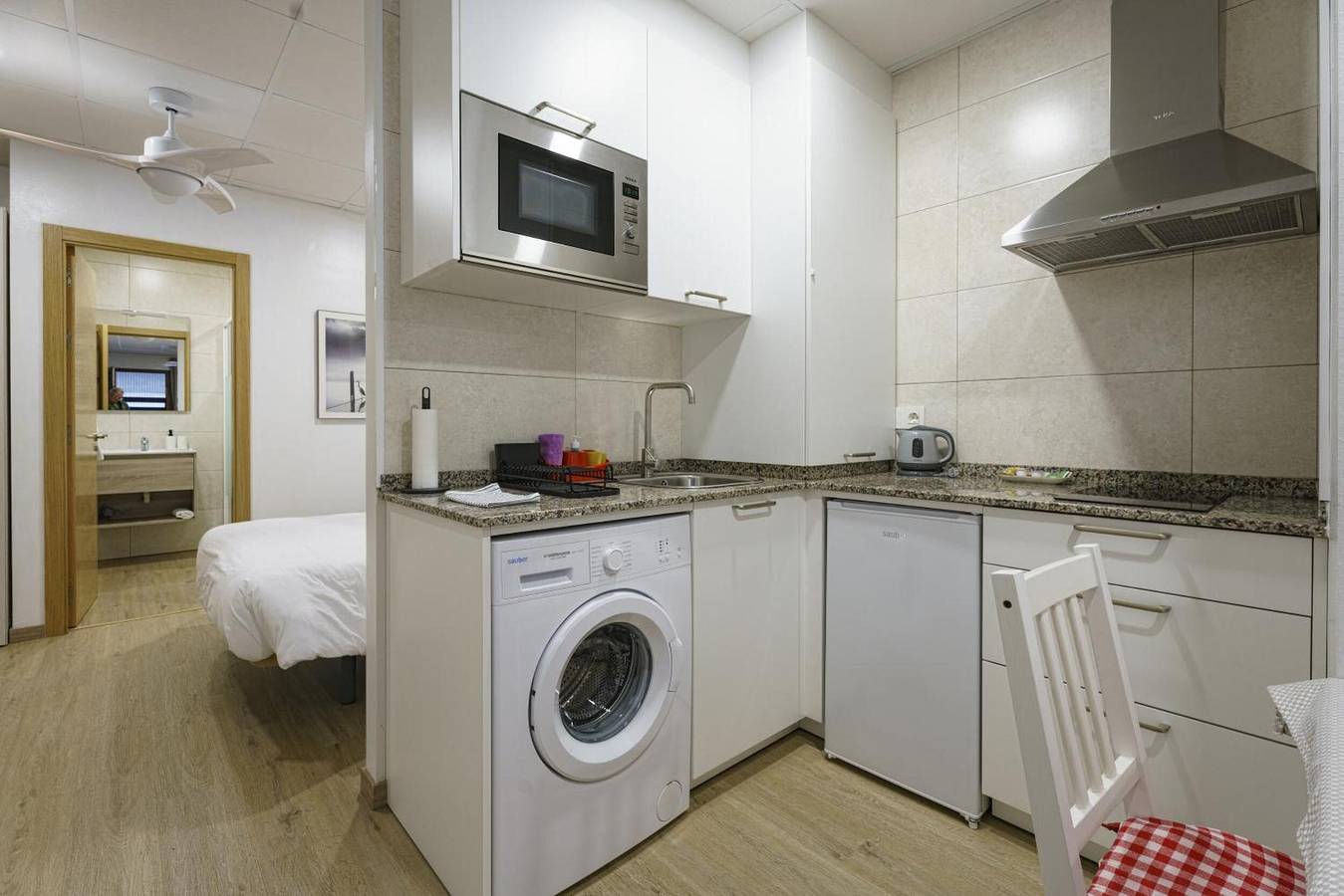 Ganzes Studio, Sophie Apartamentos 'Loft' mit privater Terrasse und Wlan in Burela, Costa de Galicia