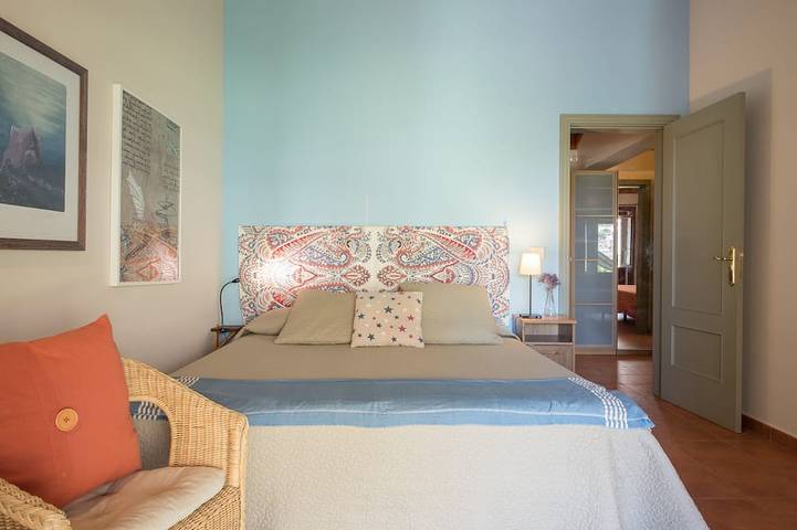Large Comfortable Chalet With Sea Views On the Most Beautiful Valley, free wifi in Santa Catalina, Hermigua