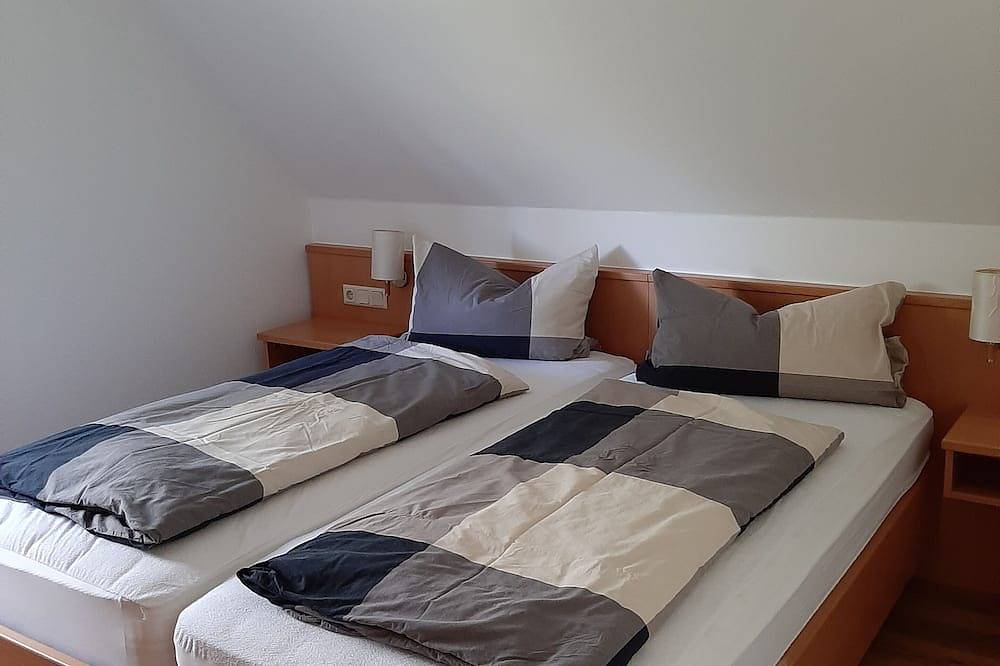 Wunderschönes Ferienhaus am Silbersee für bis zu 8 Personen in Silbersee, Frielendorf