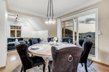Ferienwohnung für 6 Personen, mit Ausblick und Garten in Tromsø