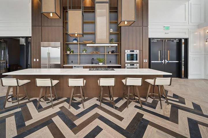 Holiday rental for 2 people, with pool in Seattle