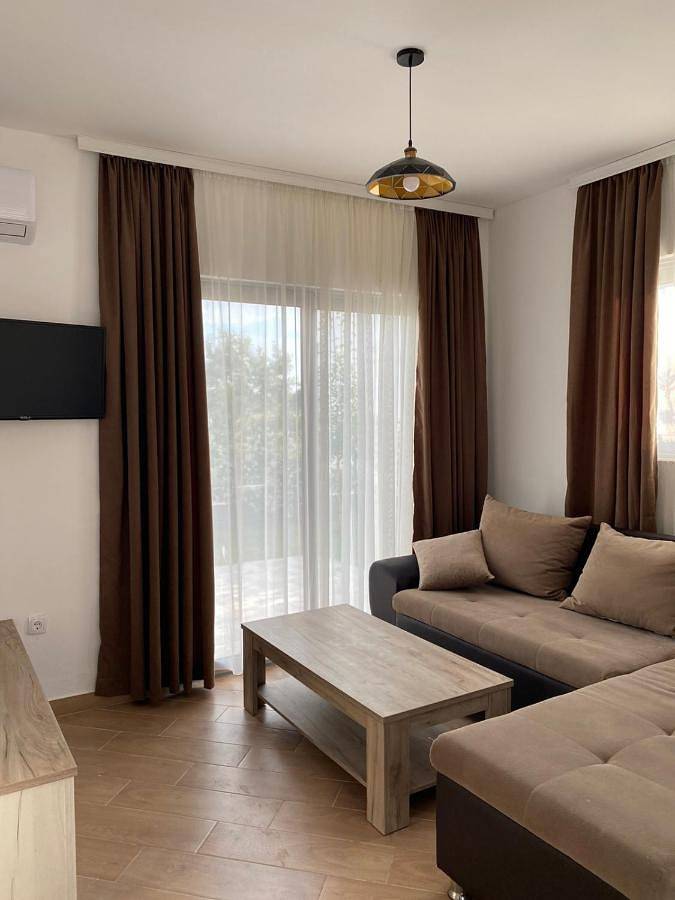 Bungalow für 4 Personen, mit Pool und Garten sowie Kinderpool, kinderfreundlich in Montenegro - 4