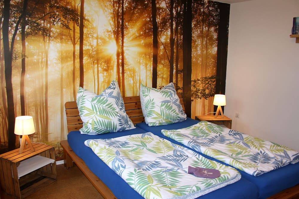 Entire apartment, Owl's Nest with a view over Detmold in Detmold, Kreis Lippe