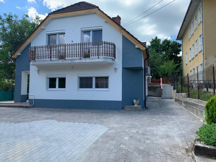 Ferienwohnung für 6 Personen, mit Garten - 1