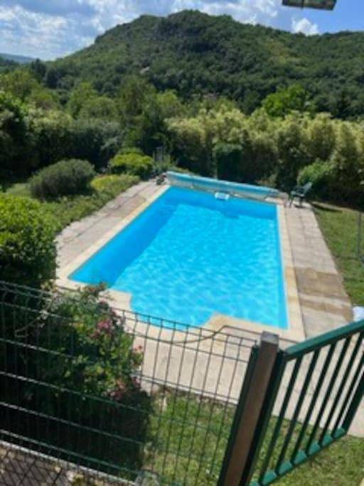 Maison de vacances pour 6 personnes, avec piscine ainsi que jardin et vue, adapté aux familles - 1