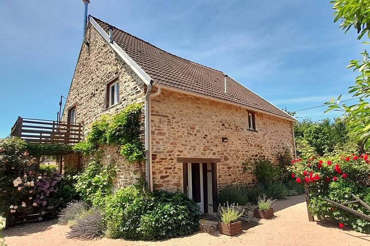 Gîte pour 2 personnes, avec jardin et balcon à Vijon