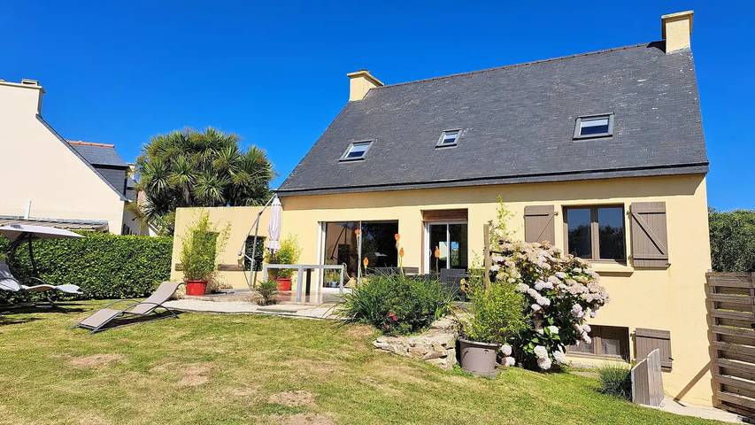 Location de vacances pour 6 personnes, avec jardin, animaux acceptés à Guissény