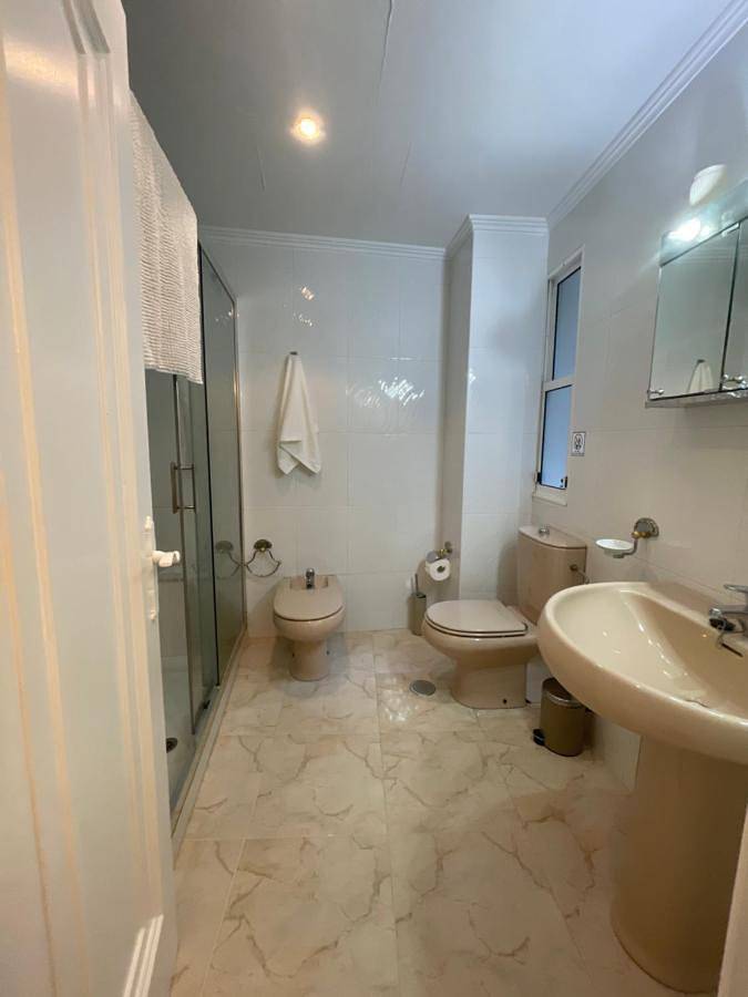 Gîte pour 6 personnes, avec terrasse et jacuzzi à Viveiro - 2