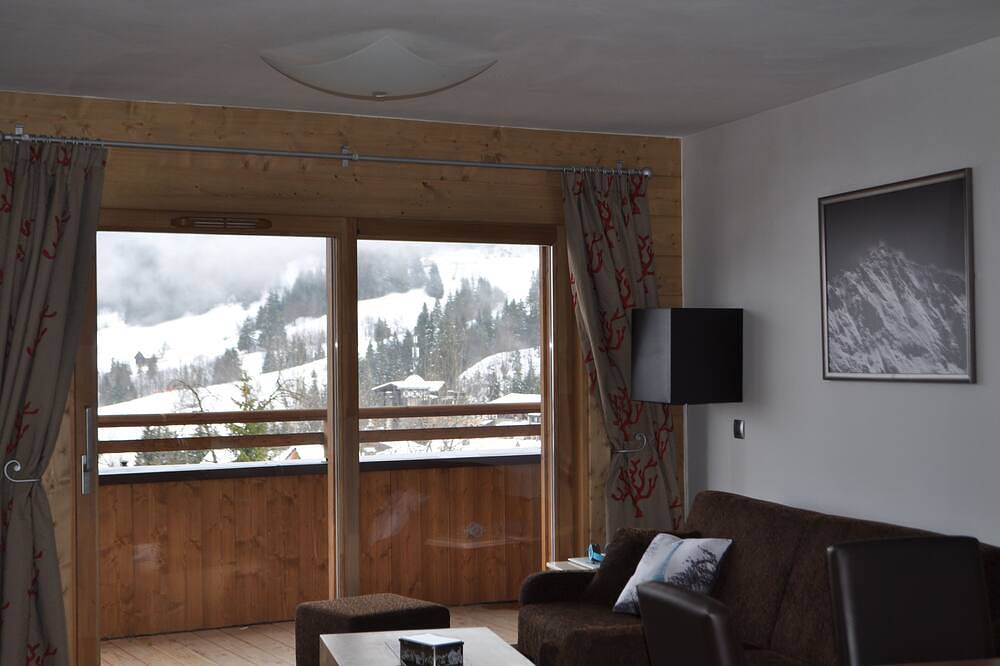 Ganze Wohnung, Neue Wohnung - 6 Personen - direkte Pisten - in der Nähe von Geschäften - 4 * in Valmorel, Les Avanchers-Valmorel