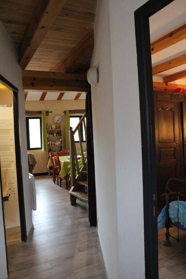 Appartement entier, Maison de la salamandre in Saint-André-Lachamp, Parc naturel régional des Monts d'Ardèche