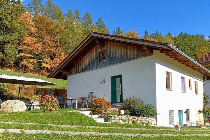 Bauernhof für 5 Personen, mit Balkon und Garten in Viechtach