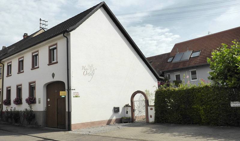 Ganze Ferienwohnung, Haus Ortolf - Wohnung 2, 40 qm, 1-2 Personen in Ihringen am Kaiserstuhl, Kaiserstuhl