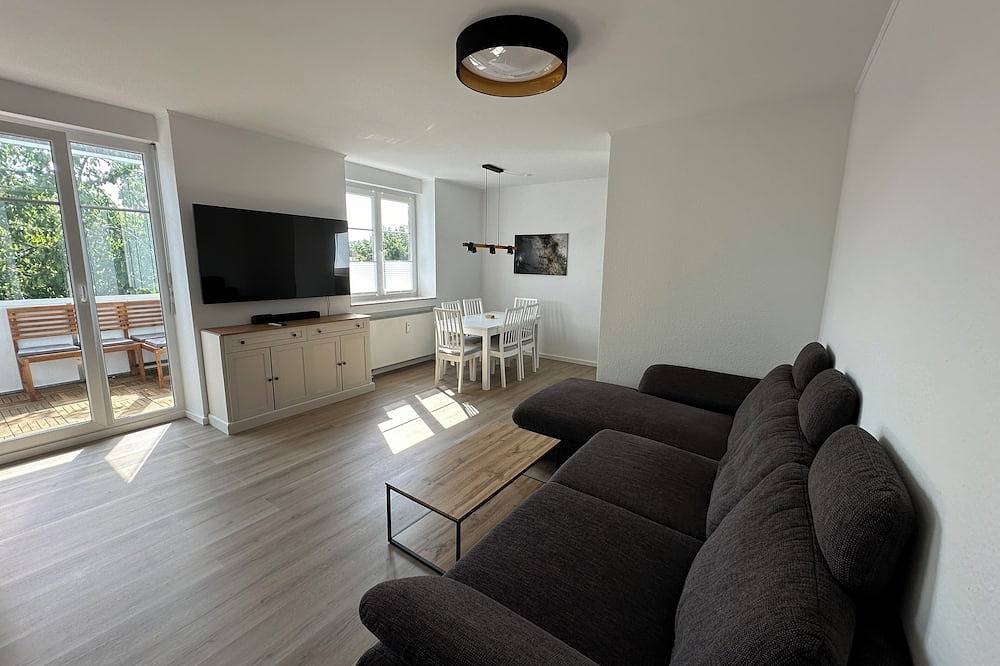 Ganze Wohnung, Kirschbaum Apartment - Schnell im Zentrum und schnell im Grünen und am Wasser in Landsberg am Lech, Romantische Straße
