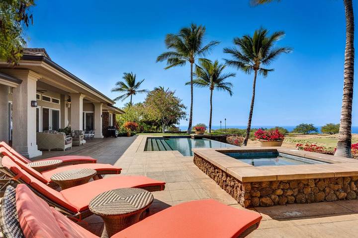 Holiday home for 10 people, with garden and hot tub - 1